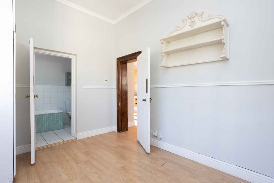 2 Bedroom Property for Sale in Rondebosch Village Western Cape